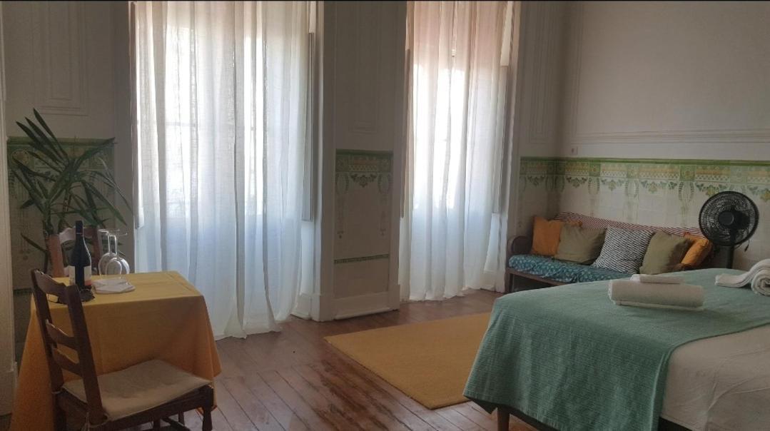 Olhaomirante Guesthouse Ngoại thất bức ảnh